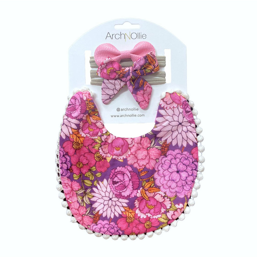 Gigi Floral Bib and Bow Set