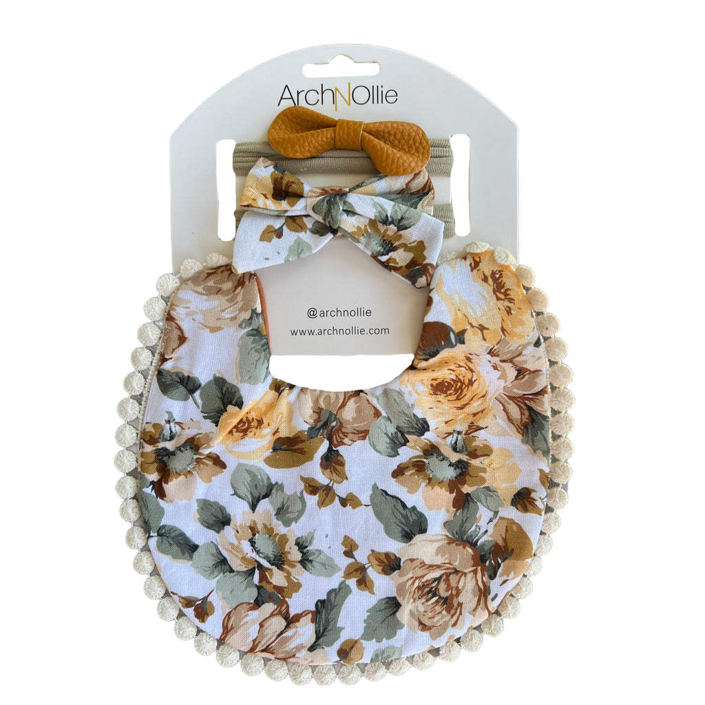 Bib & Bow Set - Emily