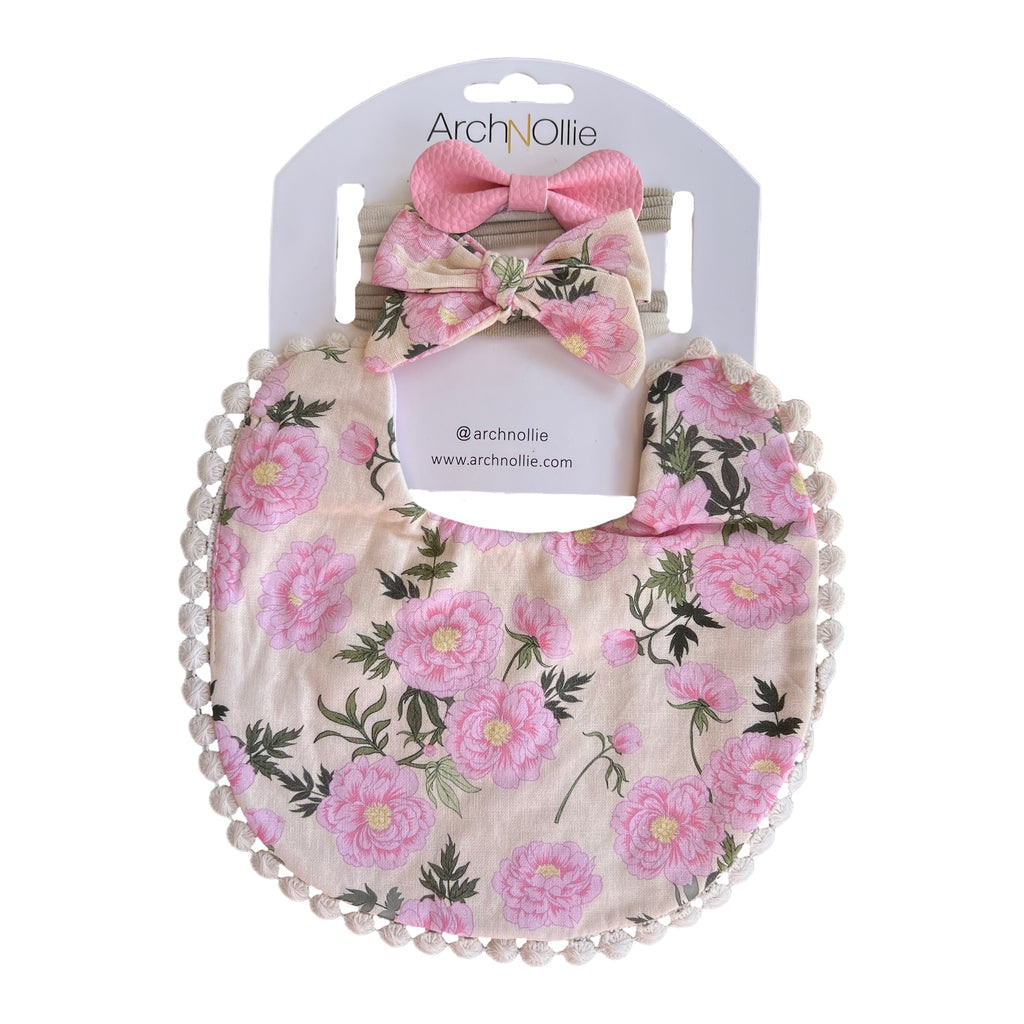 Bib & Bow Set - Ava