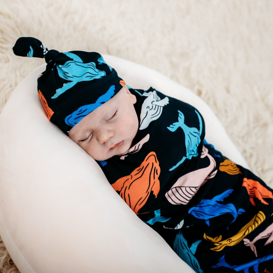 Moby Gift Set Jersey Swaddle with accessories