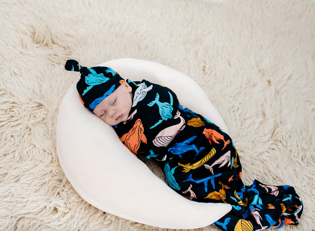 Moby Gift Set Jersey Swaddle with accessories